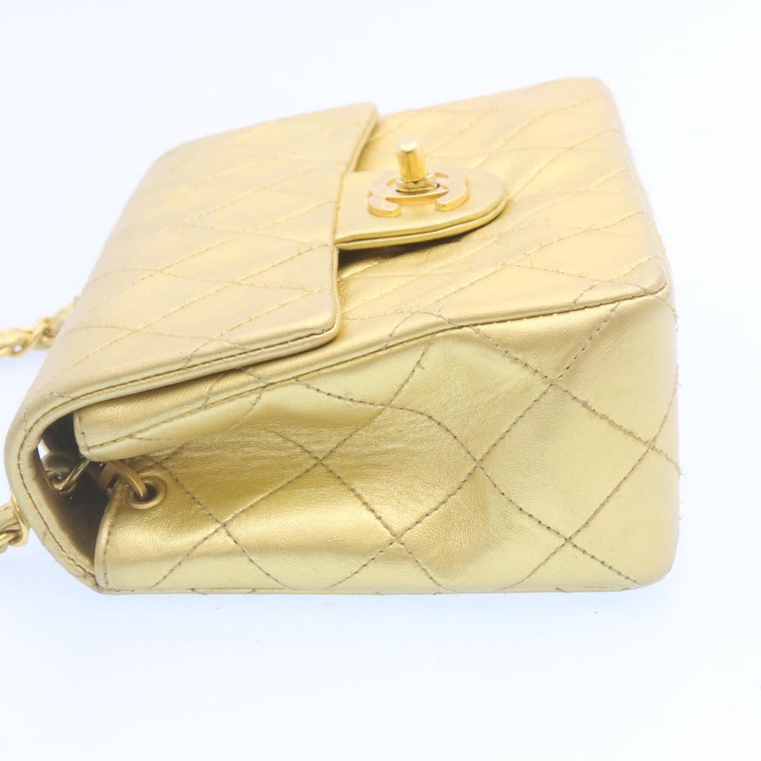 Top Quality Chanel Matelasse Chain New Shoulder Bag Leather Gold CC Auth 25305A