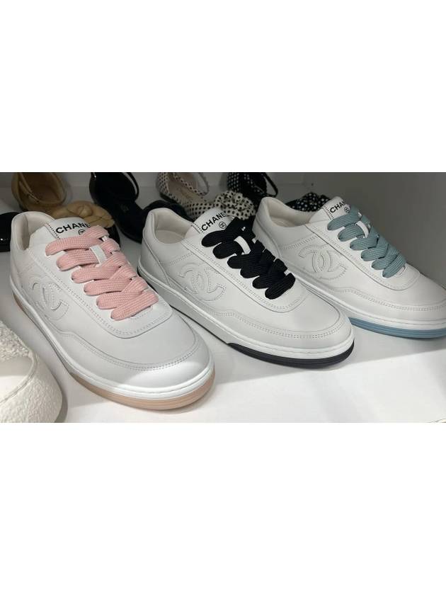 Calfskin Low Top Sneakers White Chanel