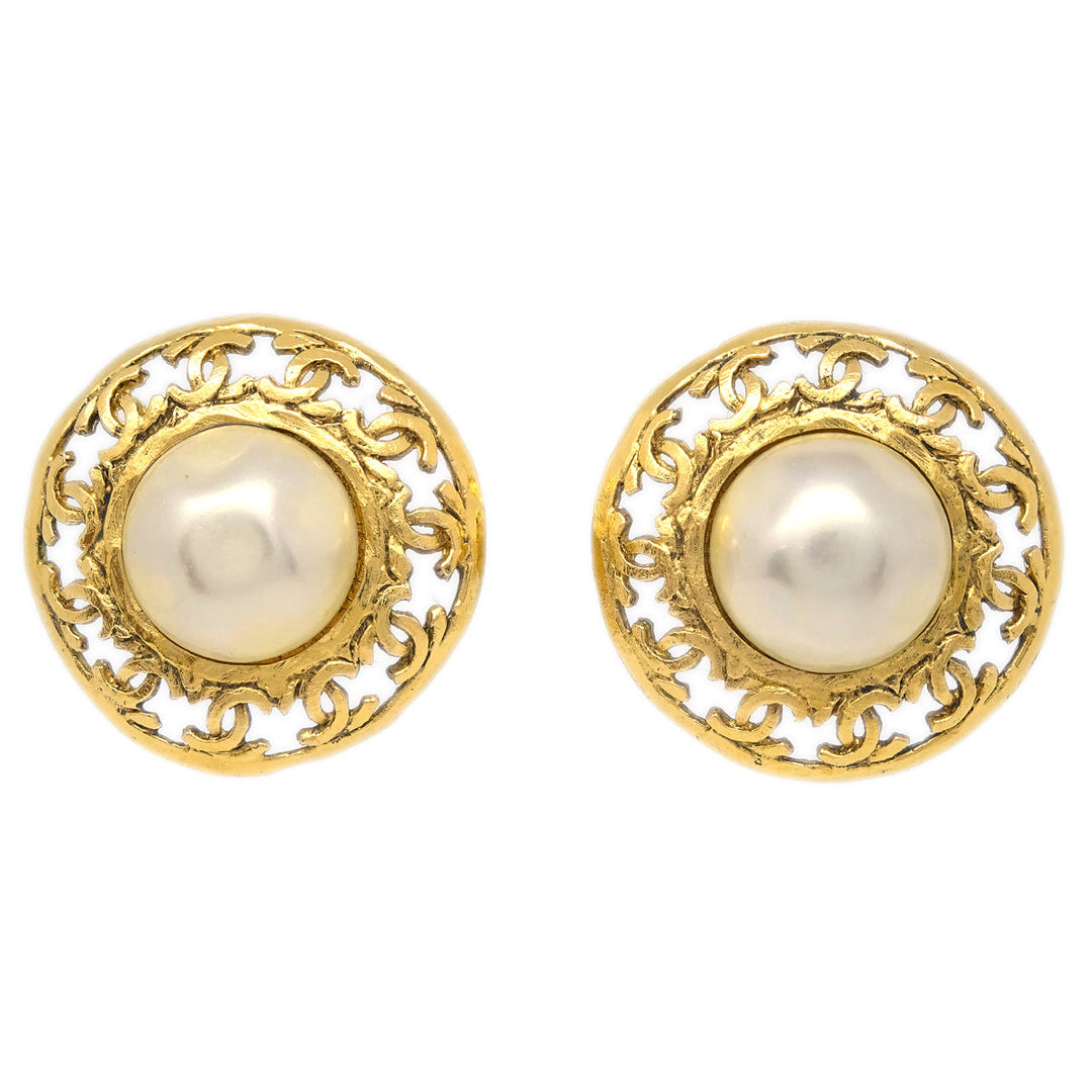 Top Quality Chanel Gold Button Artificial Pearl Earrings Clip-On 25/2726