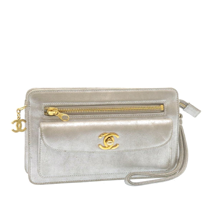 Top Quality Chanel Clutch Bag Leather Silver CC Auth 26857A