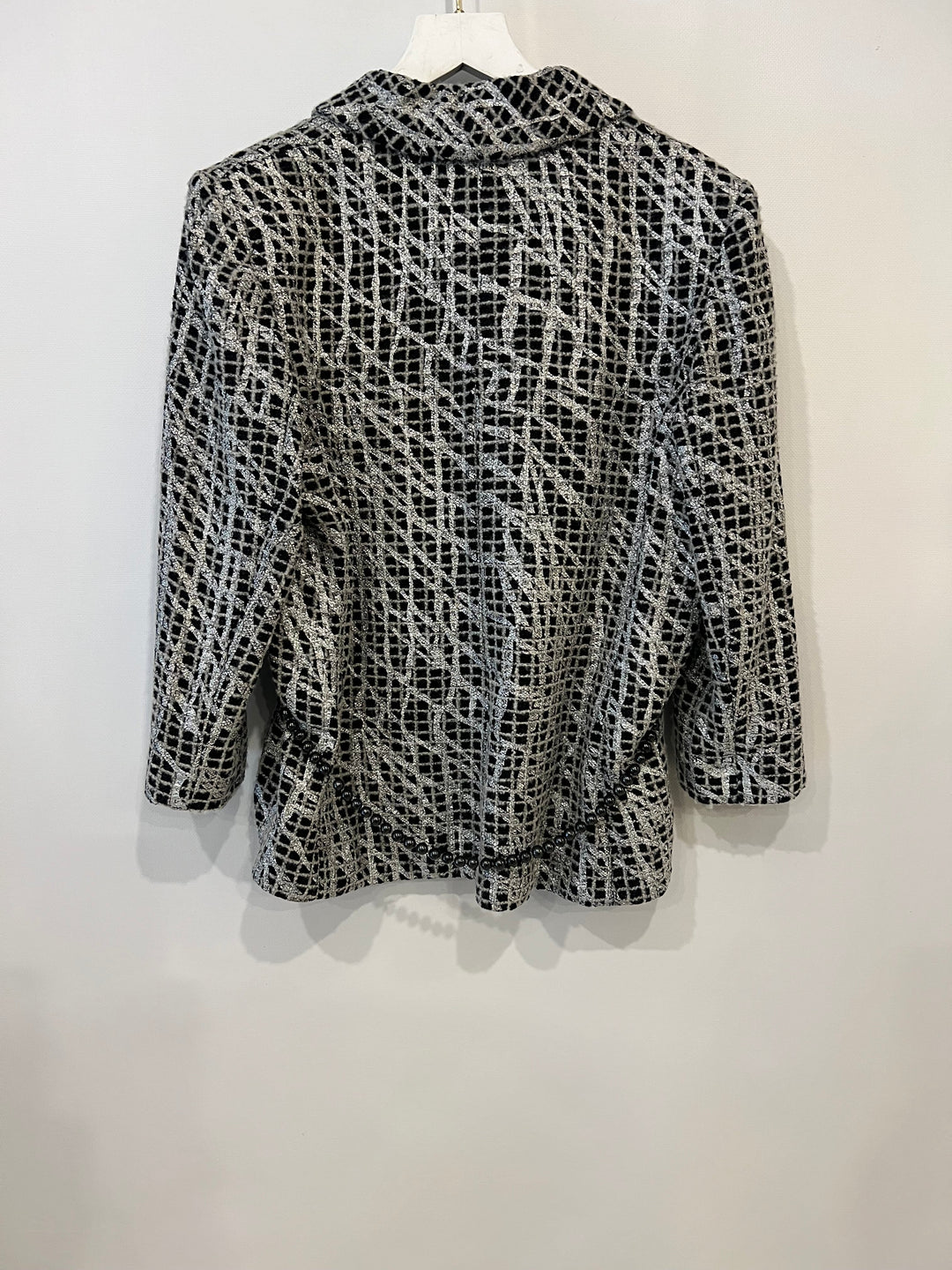 Top Quality Chanel Black and Silver Metallic Tweed Jacket with CC Buttons and Removable Pearl Detail Size FR 38 (UK 10)