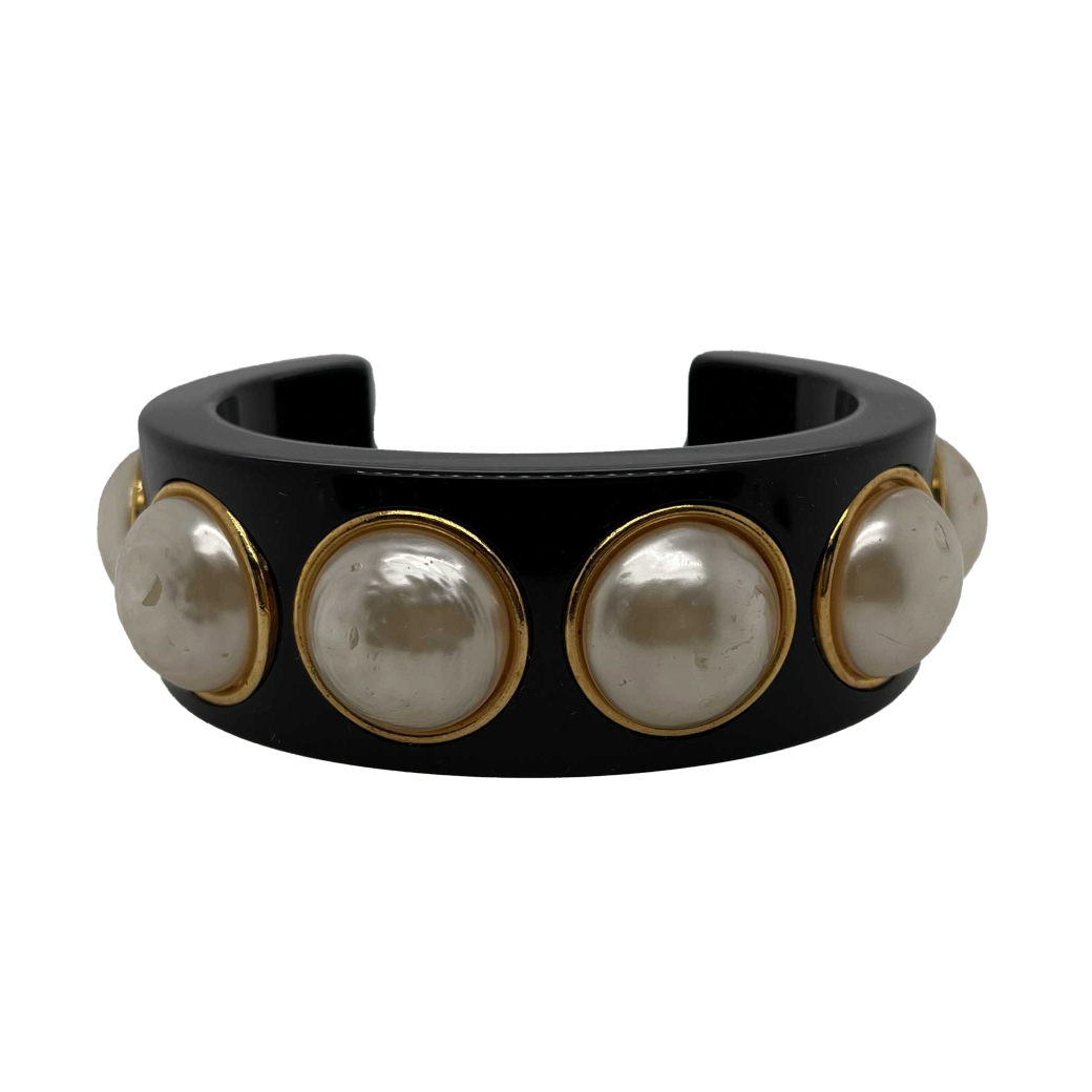 Chanel - Vintage Large Pearl Resin Cuff - Black - Bracelet