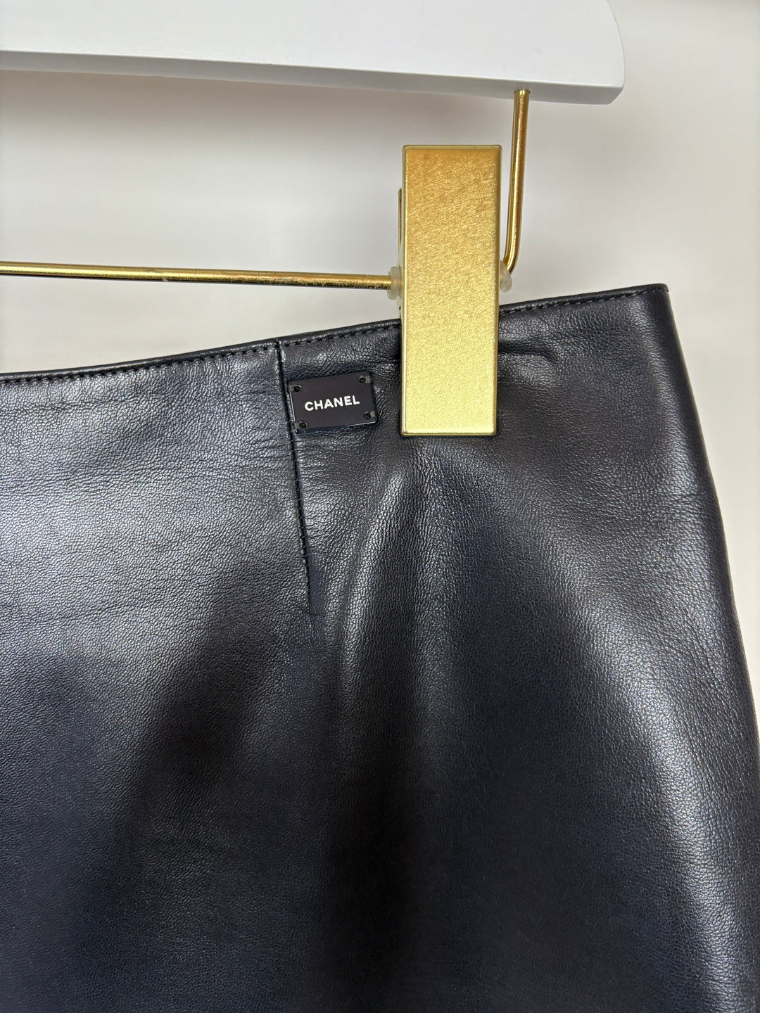 Top Quality Chanel Navy Lambskin Leather Skirt with Small Top Quality Chanel Plaque Detail Size FR 40 (UK 12)