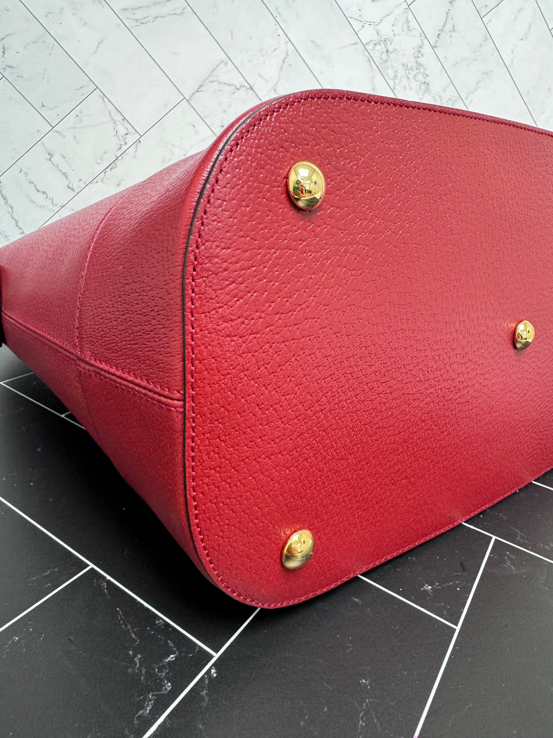 LIKE NEW- Gucci Red Savoy Web Bowling Tote