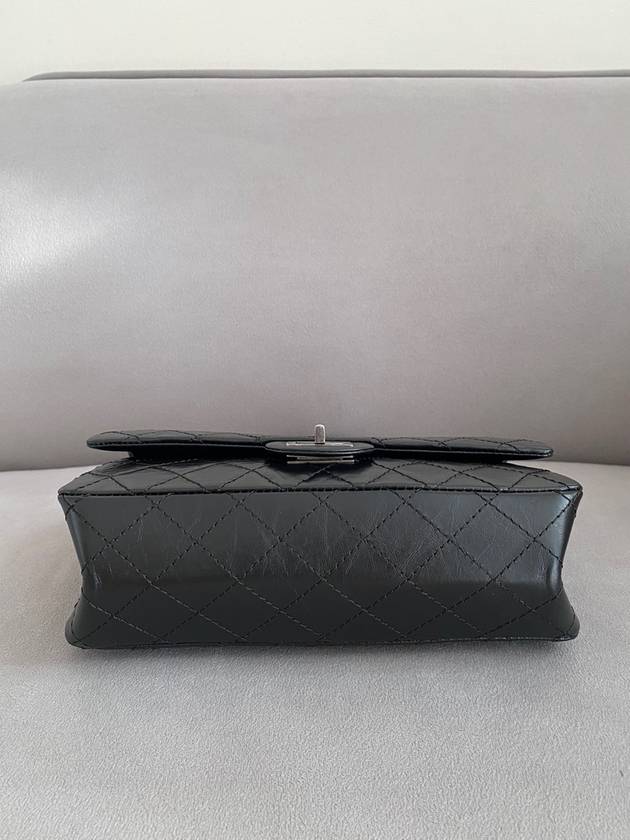 255 Chain Vintage Calfskin Ruthenium  Medium Flap Shoulder Bag Black Chanel