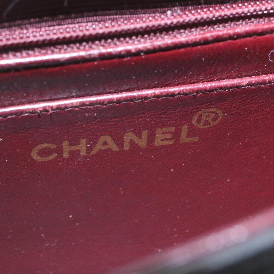 Top Quality Chanel Chain Turn Lock Diana Matelasse Shoulder Bag Lamb Skin Black Auth 28470A