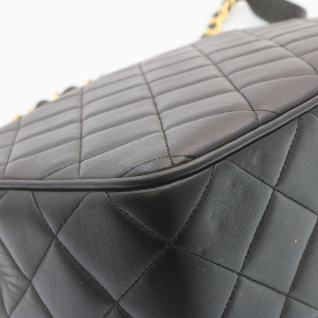 Top Quality Chanel Matelasse Chain New Shoulder Bag Lamb Skin Black Gold CC Auth 28632A