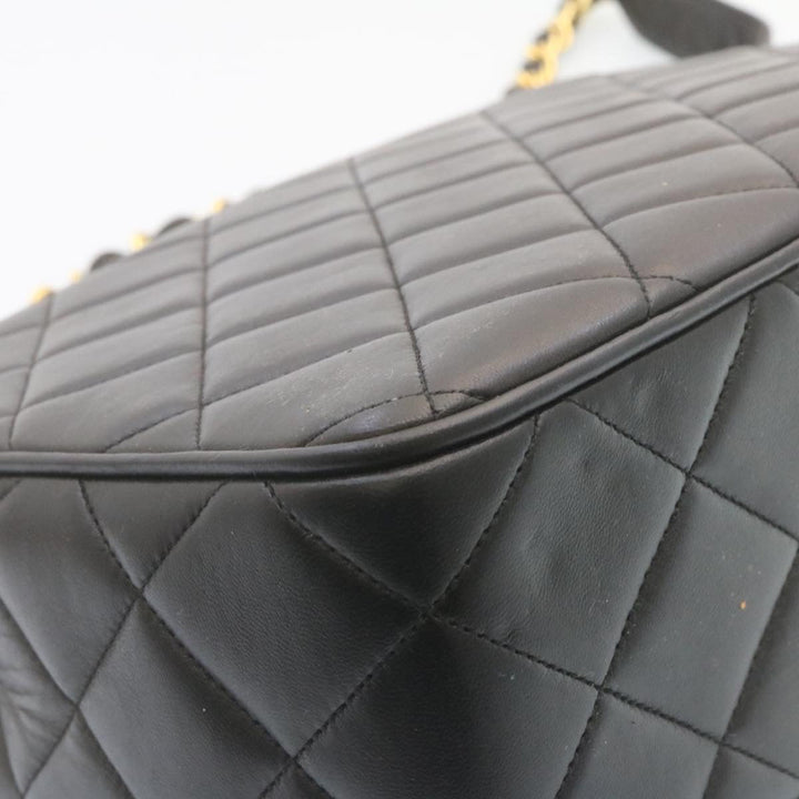 Top Quality Chanel Matelasse Chain New Shoulder Bag Lamb Skin Black Gold CC Auth 28632A