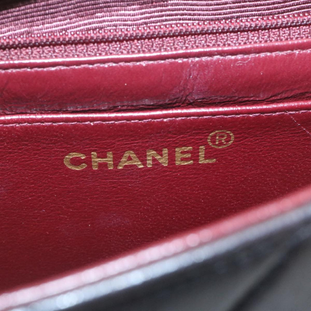 Top Quality Chanel Matelasse Chain New Shoulder Bag Lamb Skin Black Gold CC Auth 28632A