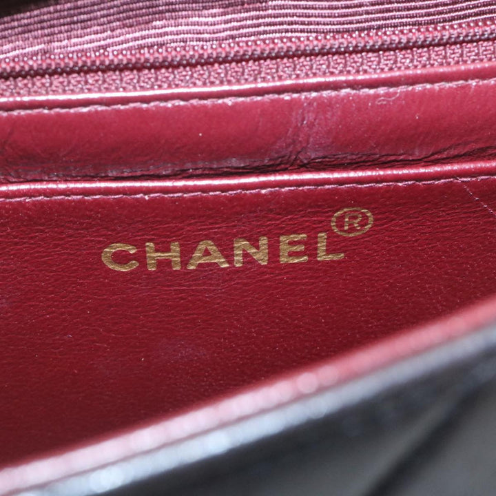 Top Quality Chanel Matelasse Chain New Shoulder Bag Lamb Skin Black Gold CC Auth 28632A