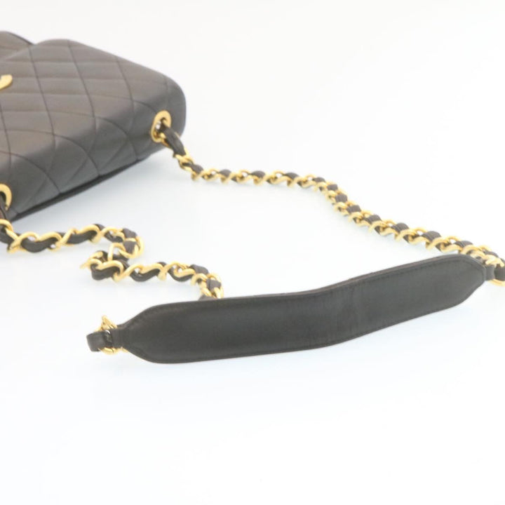 Top Quality Chanel Matelasse Chain New Shoulder Bag Lamb Skin Black Gold CC Auth 28632A