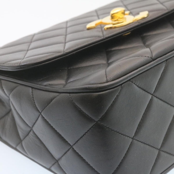 Top Quality Chanel Matelasse Chain New Shoulder Bag Lamb Skin Black Gold CC Auth 28632A