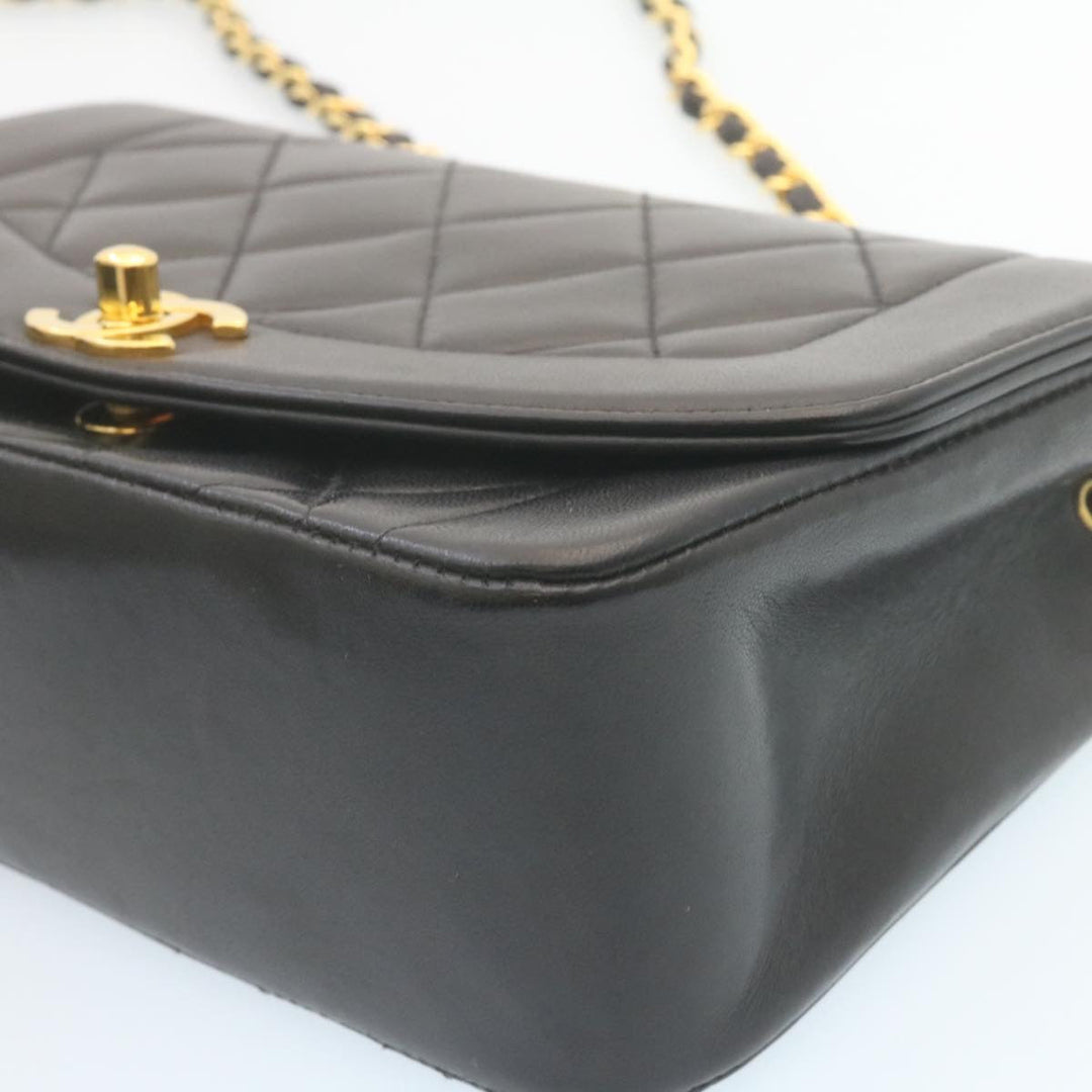 Top Quality Chanel Chain Turn Lock Diana Matelasse Shoulder Bag Lamb Skin Black Auth 28643A