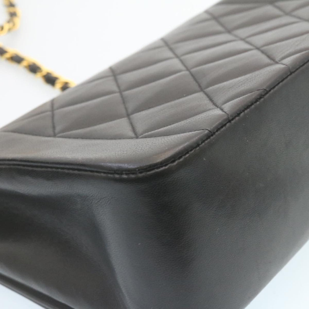 Top Quality Chanel Chain Turn Lock Diana Matelasse Shoulder Bag Lamb Skin Black Auth 28643A