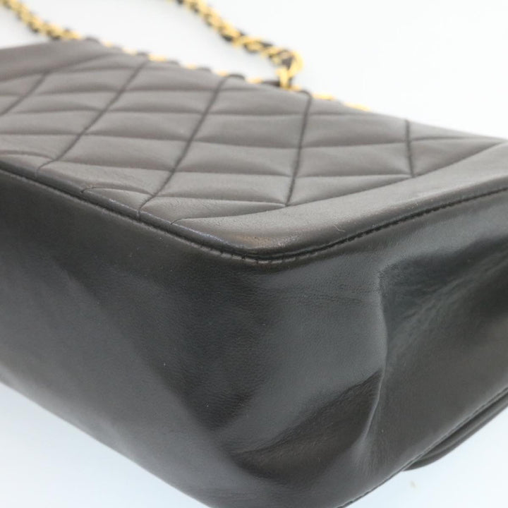 Top Quality Chanel Chain Turn Lock Diana Matelasse Shoulder Bag Lamb Skin Black Auth 28643A