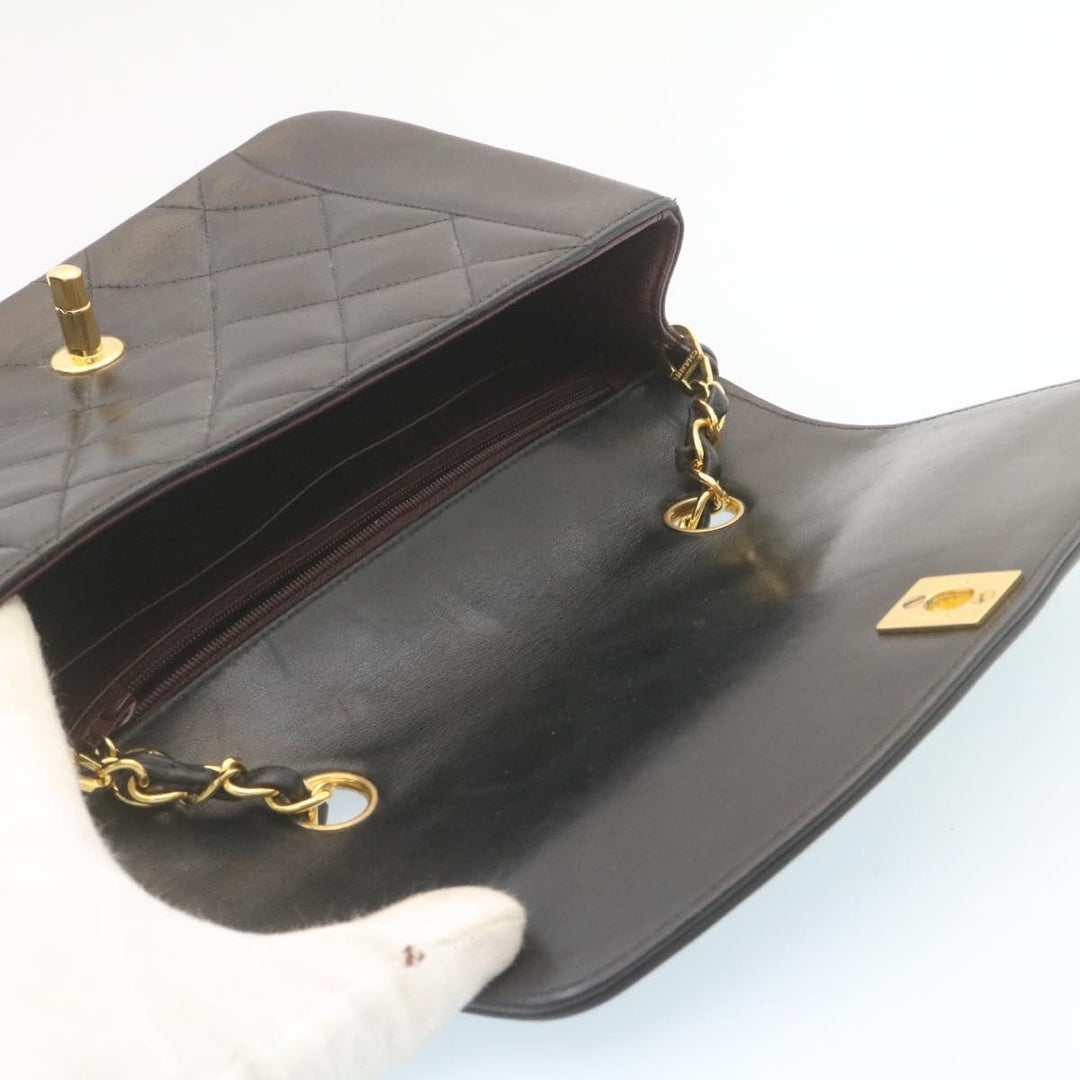 Top Quality Chanel Chain Turn Lock Diana Matelasse Shoulder Bag Lamb Skin Black Auth 28643A