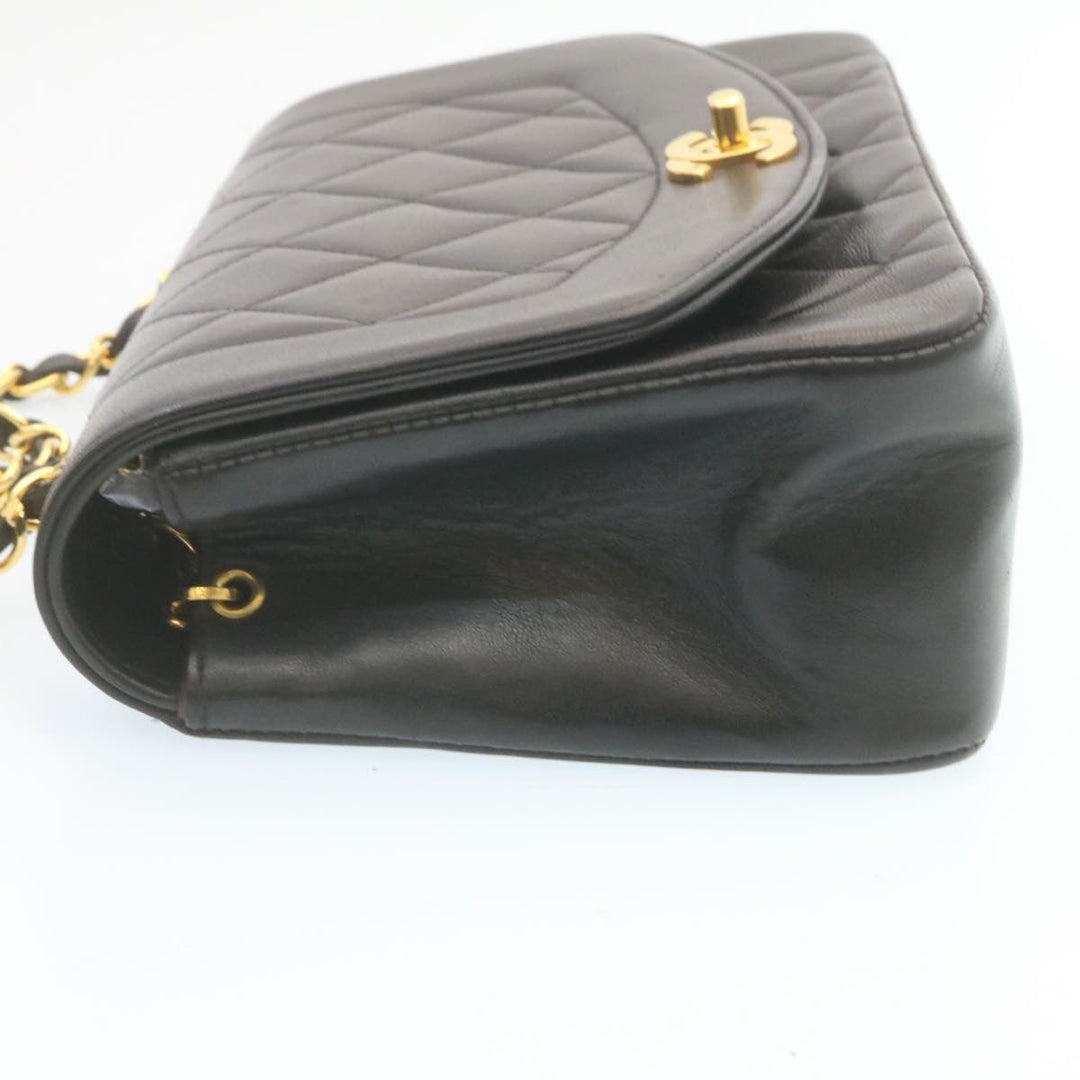 Top Quality Chanel Chain Turn Lock Diana Matelasse Shoulder Bag Lamb Skin Black Auth 28643A