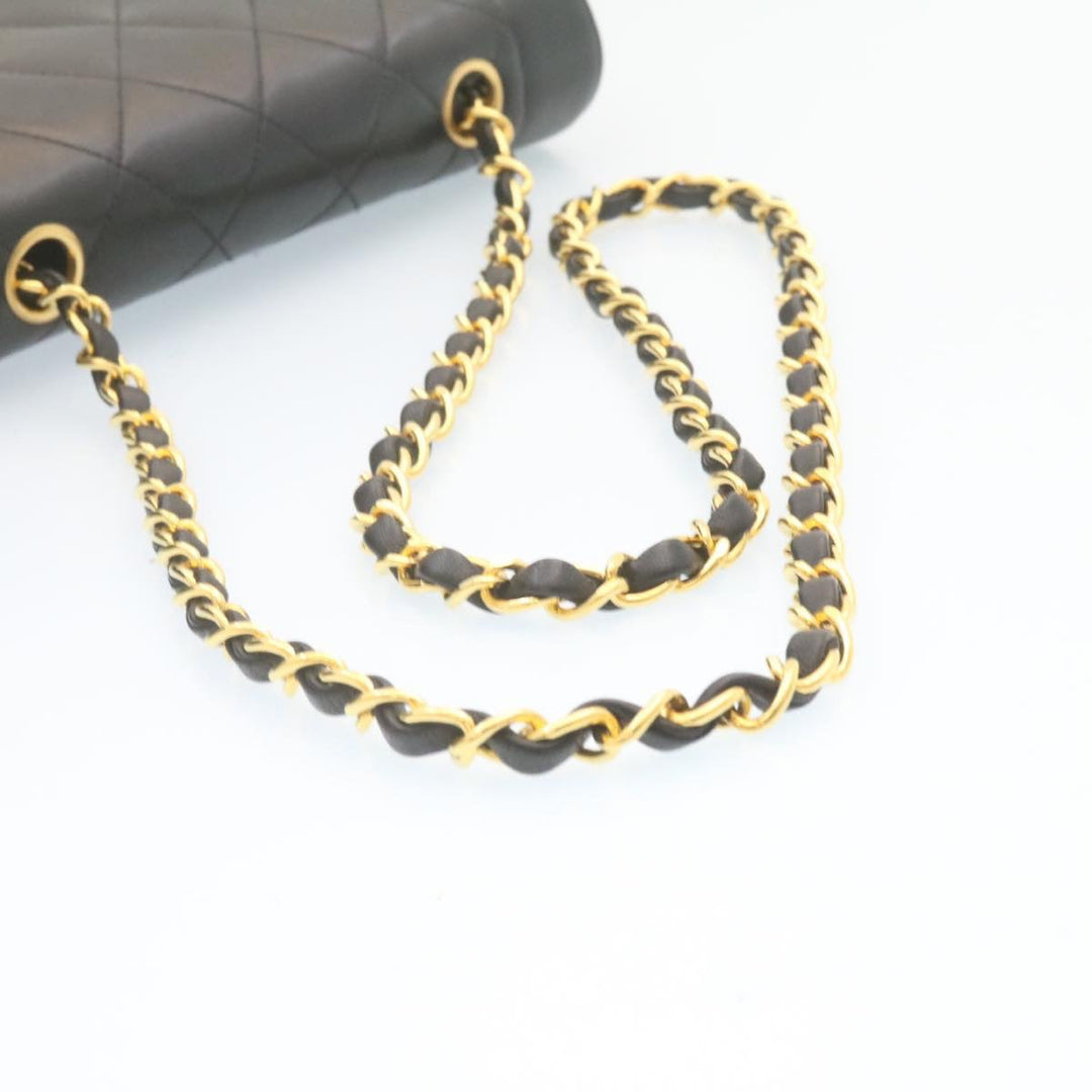 Top Quality Chanel Chain Turn Lock Diana Matelasse Shoulder Bag Lamb Skin Black Auth 28643A