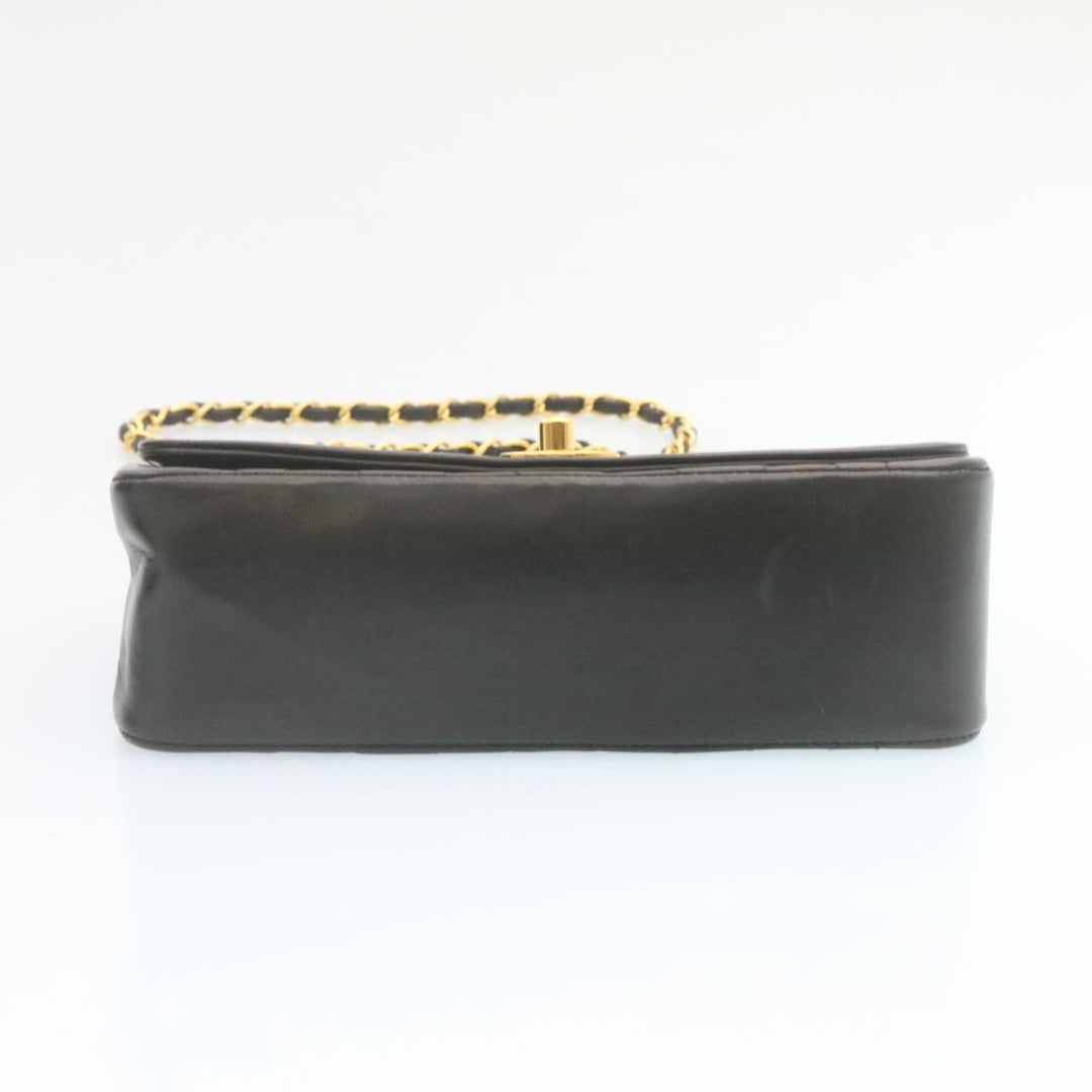 Top Quality Chanel Chain Turn Lock Diana Matelasse Shoulder Bag Lamb Skin Black Auth 28643A