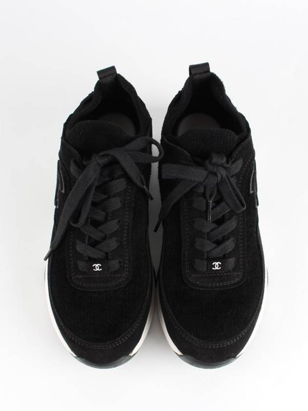 CC logo knit cruise sneakers 37 5 245 Chanel