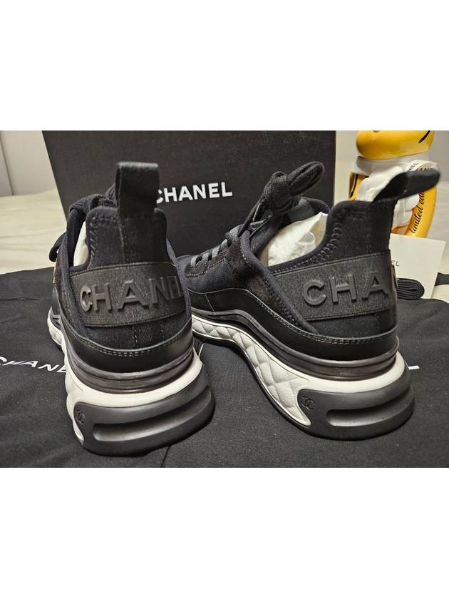 Mixed Fibers Velvet Calfskin Low Top Sneakers Black Chanel