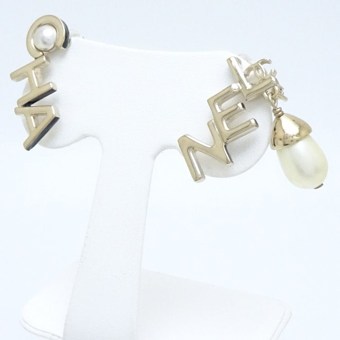 Top Quality Chanel Logo Earrings A22K Gold Plated