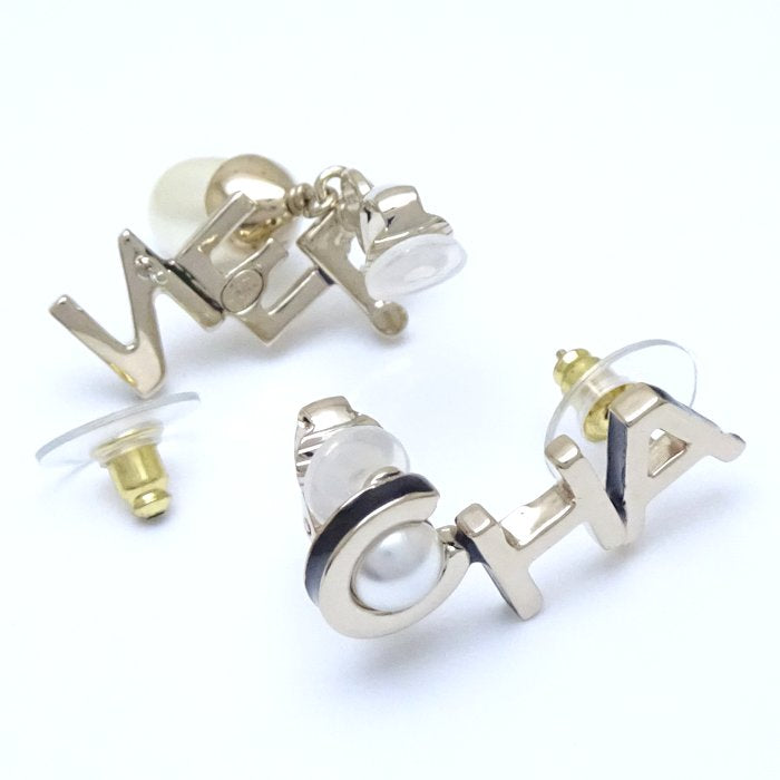 Top Quality Chanel Logo Earrings A22K Gold Plated