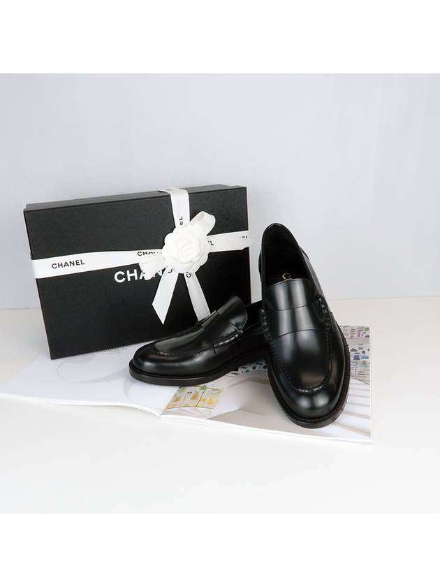 Bag Logo Moccasin Leather Loafer Black Chanel