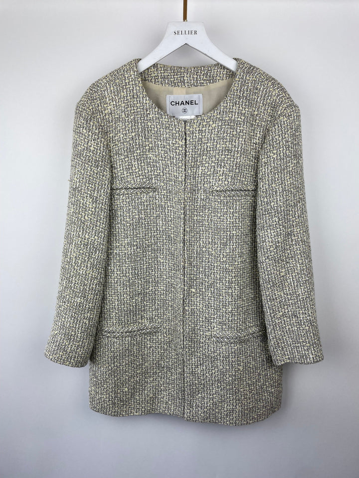 Top Quality Chanel Black and Beige Tweed Jacket With Pocket Detail Size FR 42 (UK 14)