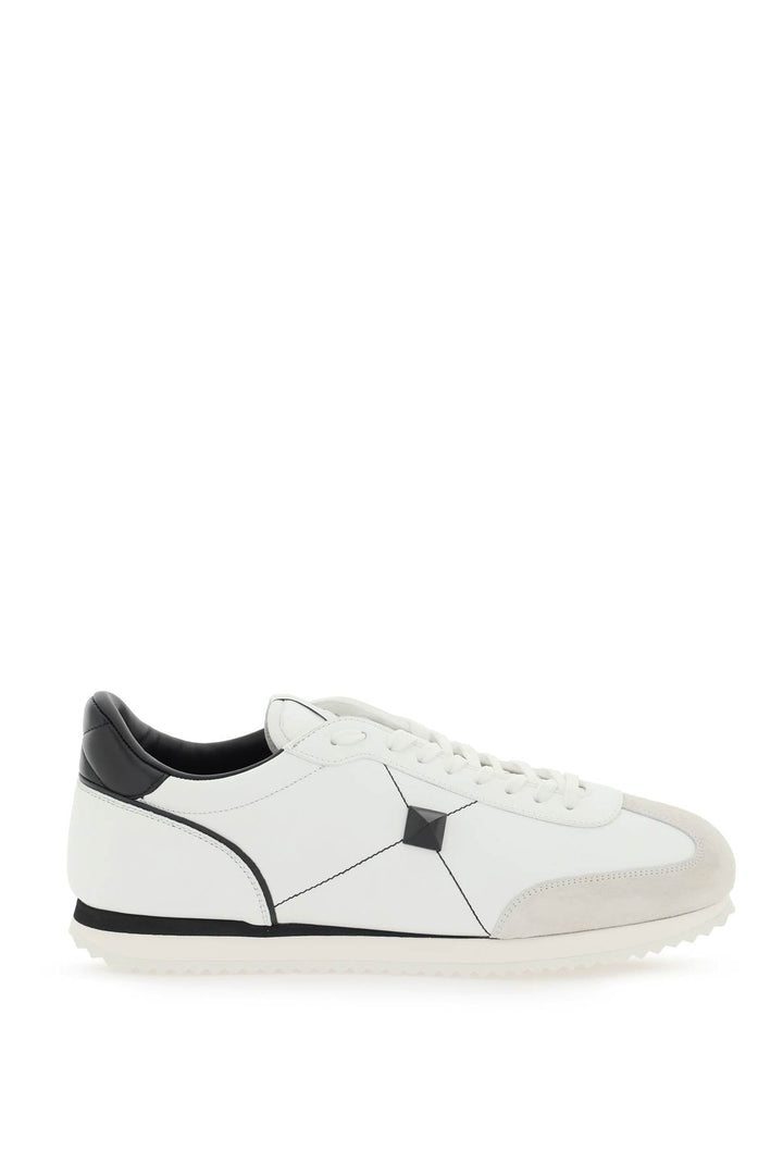 VALENTINO GARAVANI LOW TOP STUD AROUND SNEAKERS
