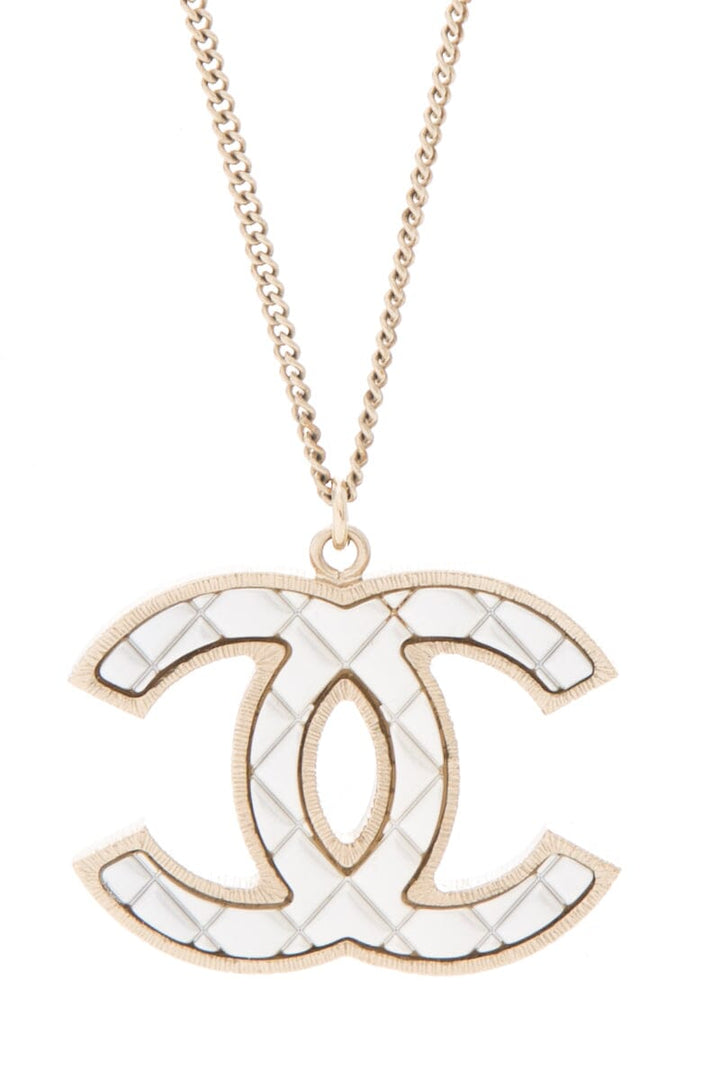 Top Quality Chanel 2016 Gold Quitled CC Pendeant Necklace