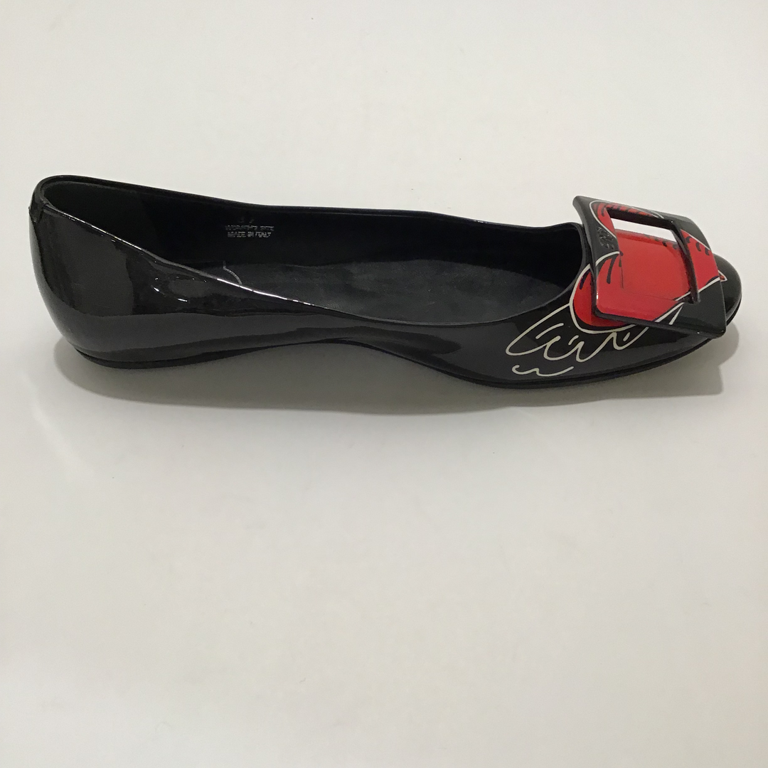 Roger Vivier Black Heart Flats Sz 37 (7)