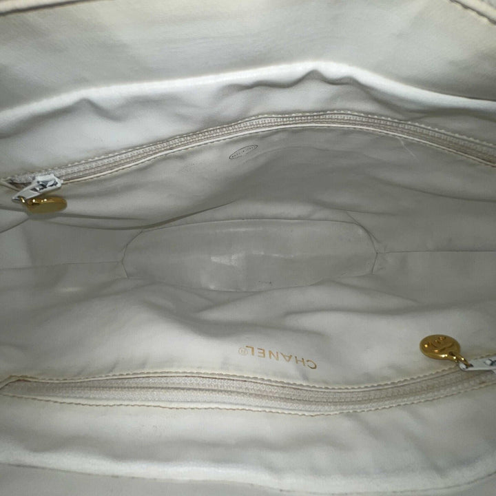 Chanel - Vintage 1994 White Leather Small Chevron Tote / Shoulder Bag