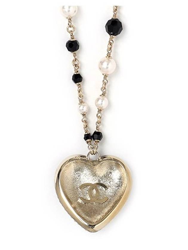 CC Heart Pearl Crystal Necklace Black Gold Chanel