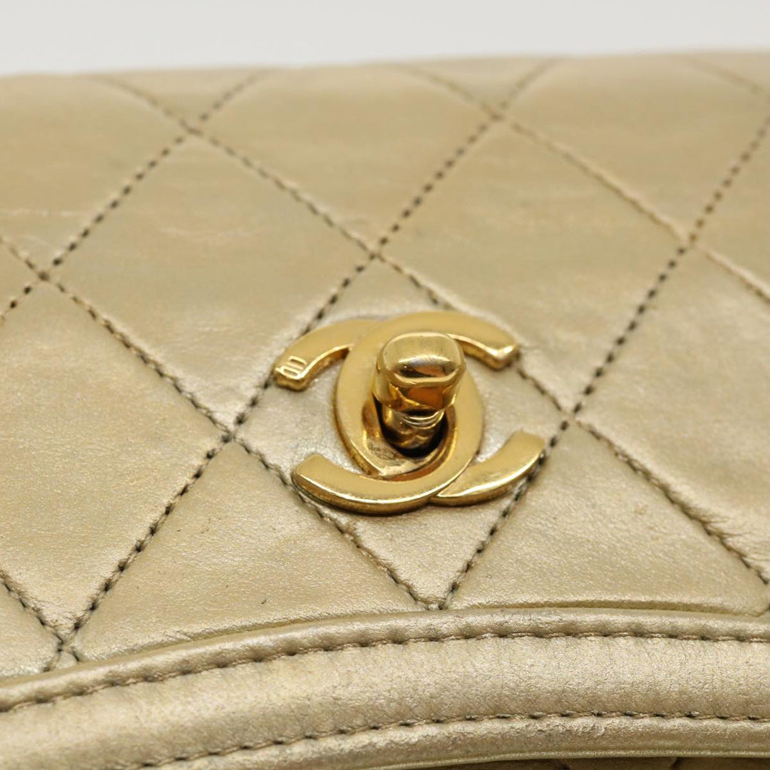Top Quality Chanel Matelasse Turn Lock Chain Shoulder Bag Lamb Skin Gold CC Auth 31382A