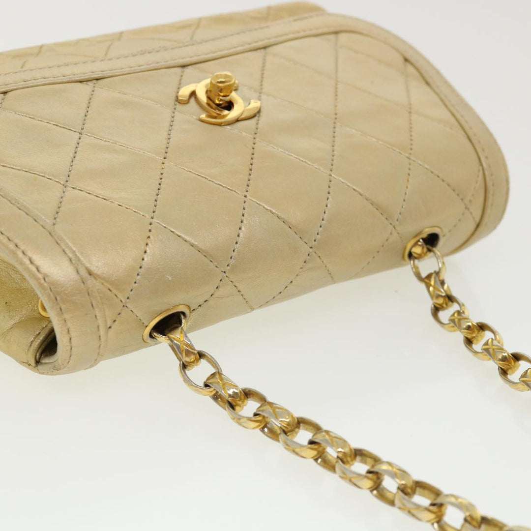 Top Quality Chanel Matelasse Turn Lock Chain Shoulder Bag Lamb Skin Gold CC Auth 31382A
