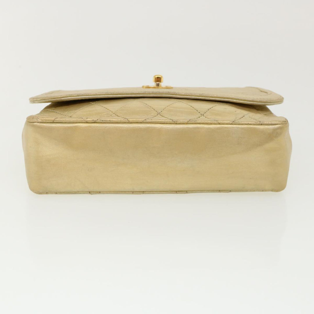Top Quality Chanel Matelasse Turn Lock Chain Shoulder Bag Lamb Skin Gold CC Auth 31382A