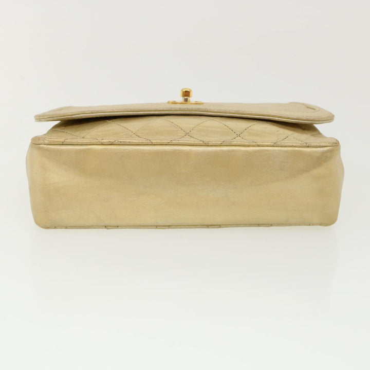 Top Quality Chanel Matelasse Turn Lock Chain Shoulder Bag Lamb Skin Gold CC Auth 31382A