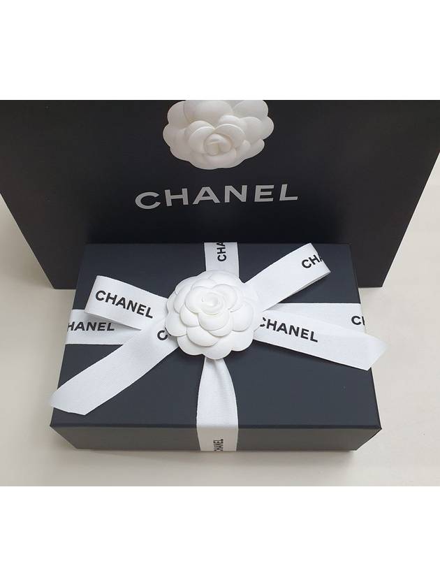 Classic Cosmetic Case Small Grained Calfskin Cross Bag Red Chanel