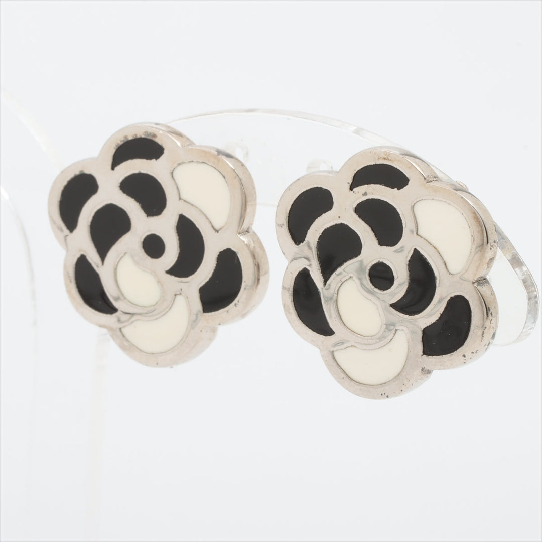 Top Quality Chanel Camera 98P ear rings for both ears metal silver,