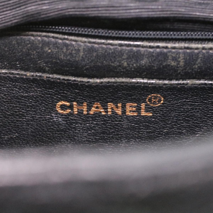 Chanel Big Matelasse Turn Lock Shoulder Bag Caviar Skin Black CC Auth 32155A