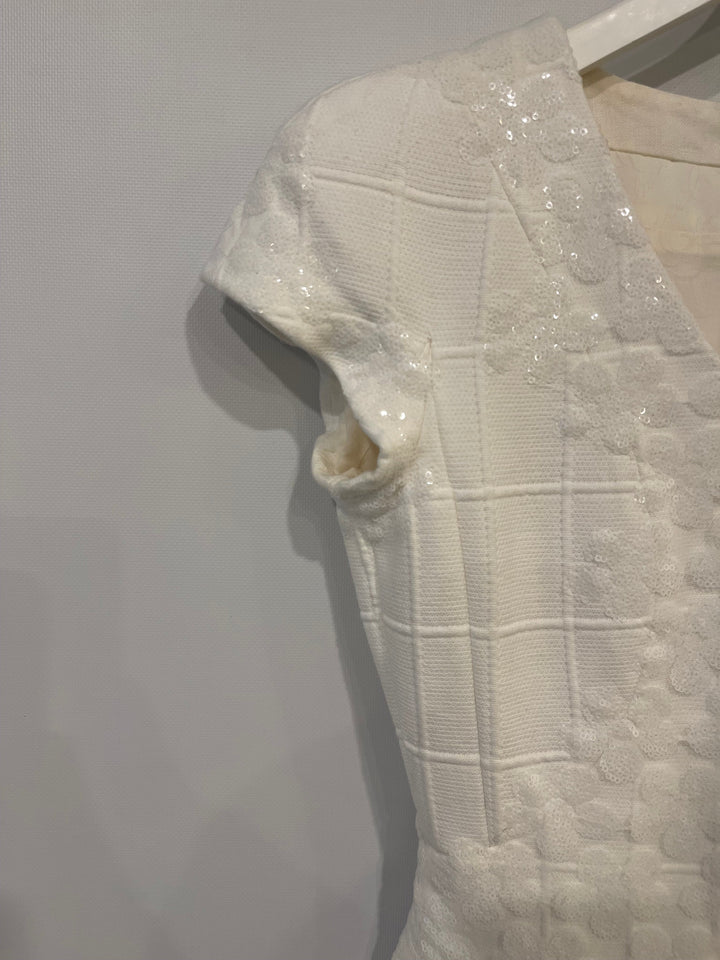 Top Quality Chanel White Short Sleeve Sequin Floral Embellished Mini Dress Size FR 36 (UK 8)