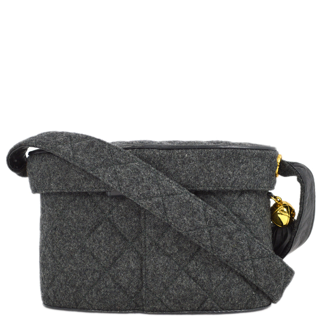 Top Quality Chanel 1991-1994 Gray Felt Shoulder Bag