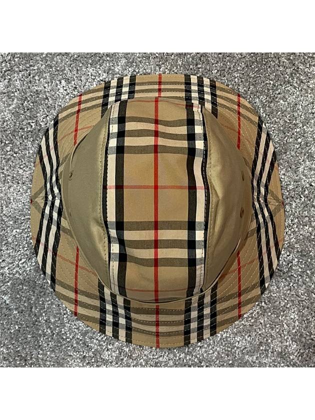 Burberry Check Pattern Bucket Hat Beige