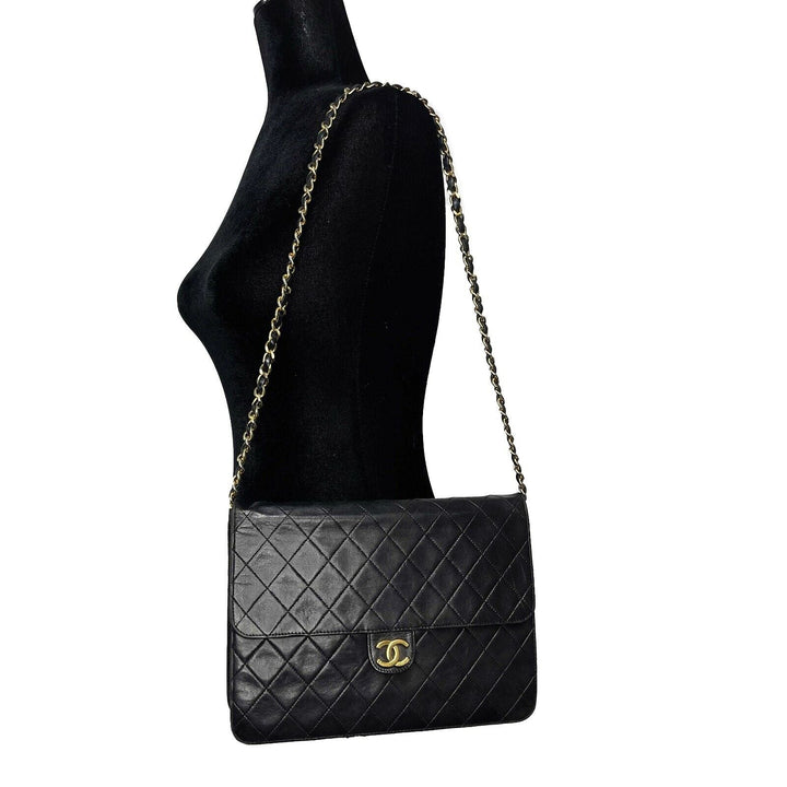 Chanel - VTG CC Logo Old Medium Black Matelasse Quilted Shoulder Bag