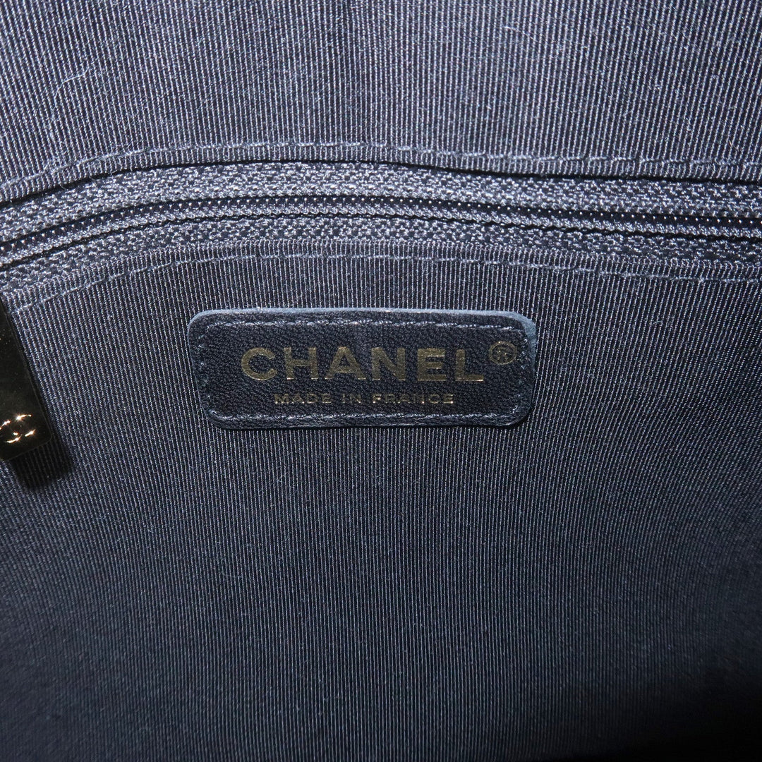 Top Quality Chanel Matelasse Caviar Skin Chain Shoulder Bag Black A20993
