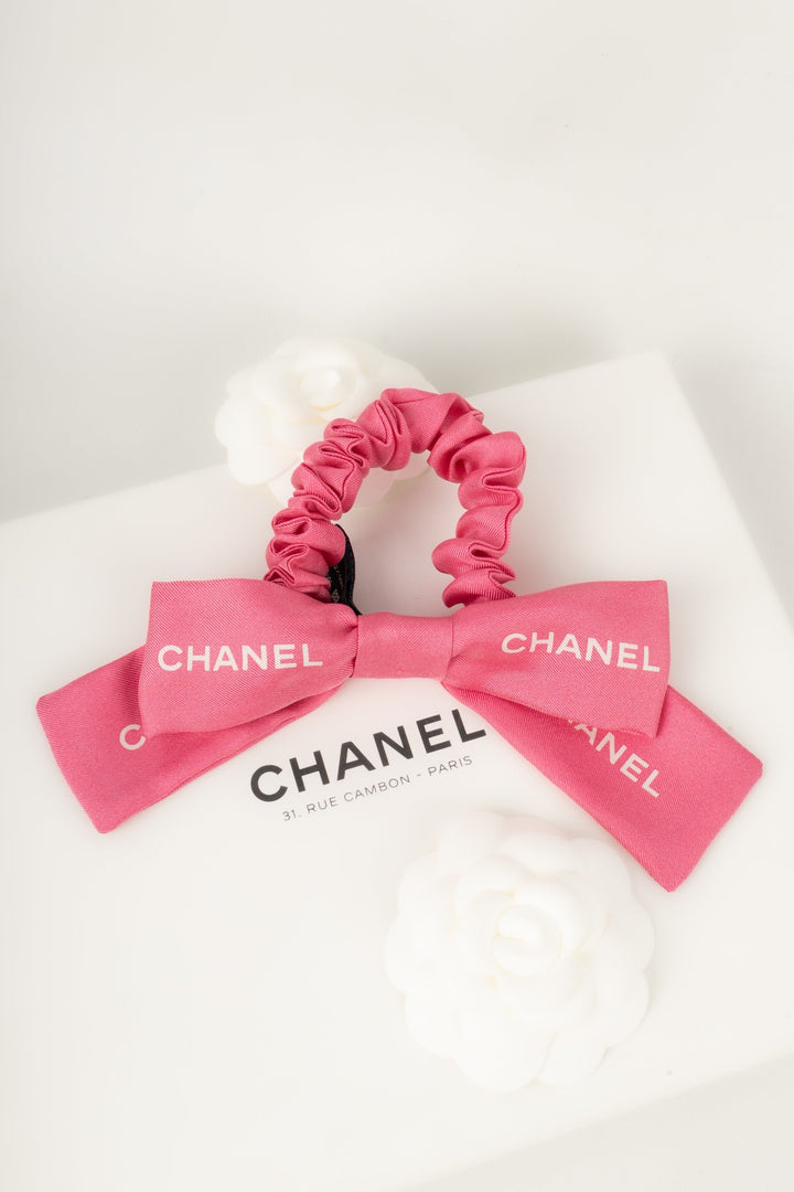 Accessoire de tête Chanel