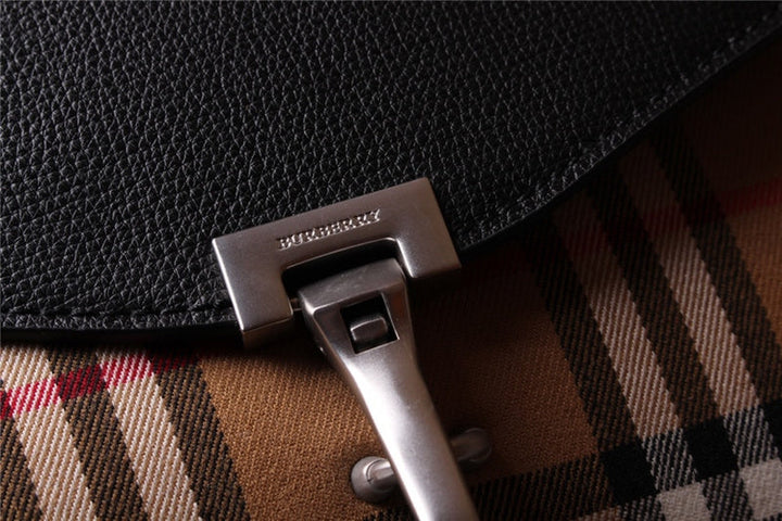 Burberry Bags - BG Bags - 1071