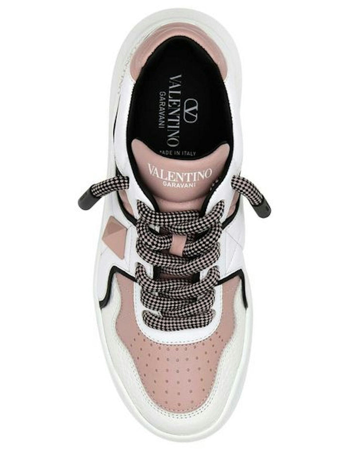 XL LEATHER STUDDED SNEAKERS
