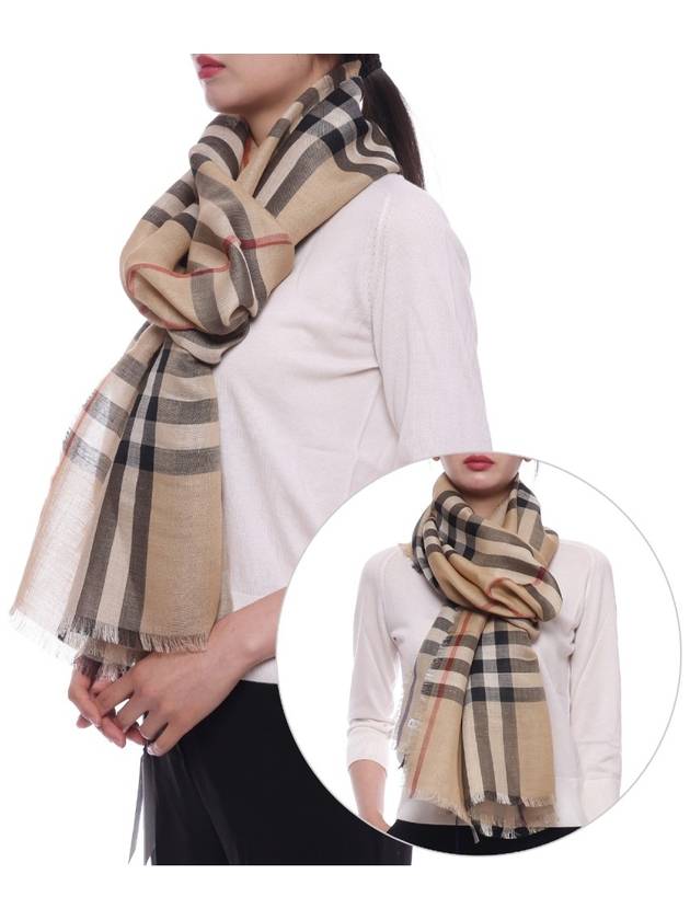 Burberry Vintage Check Wool Blend Scarf Beige